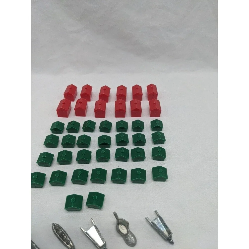 Lot Of (55) Monopoly Championship Hotels Houses Player Pieces